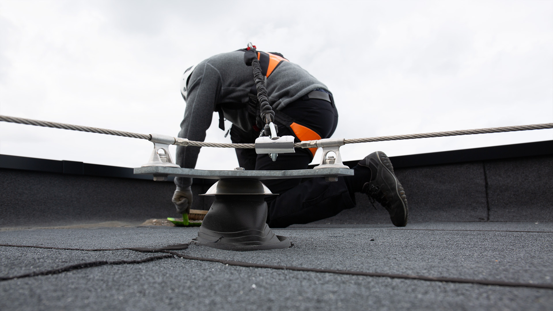 Veilig schoonmaken dankzij een Securope op paal